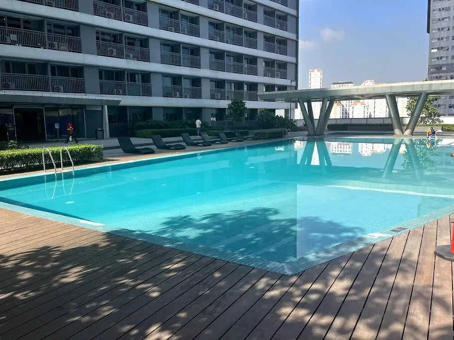 Cozy Studio Unit At Fame Residence Metro Manila