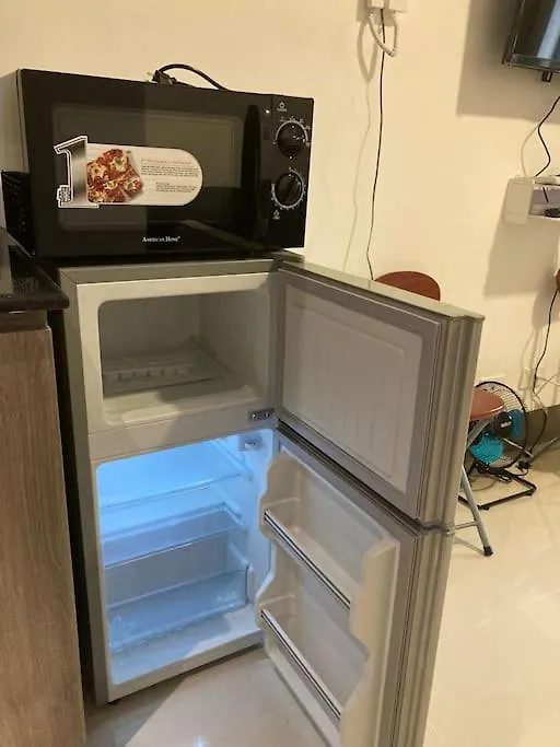 Cozy Studio Unit At Fame Residence Metro Manila